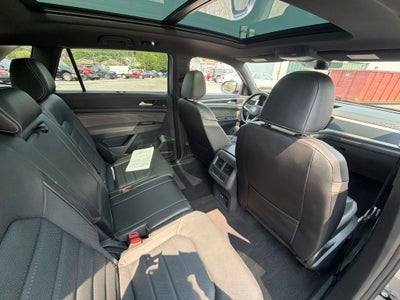 2022 Volkswagen Atlas Cross Sport 3.6L V6 SEL Premium R-Line