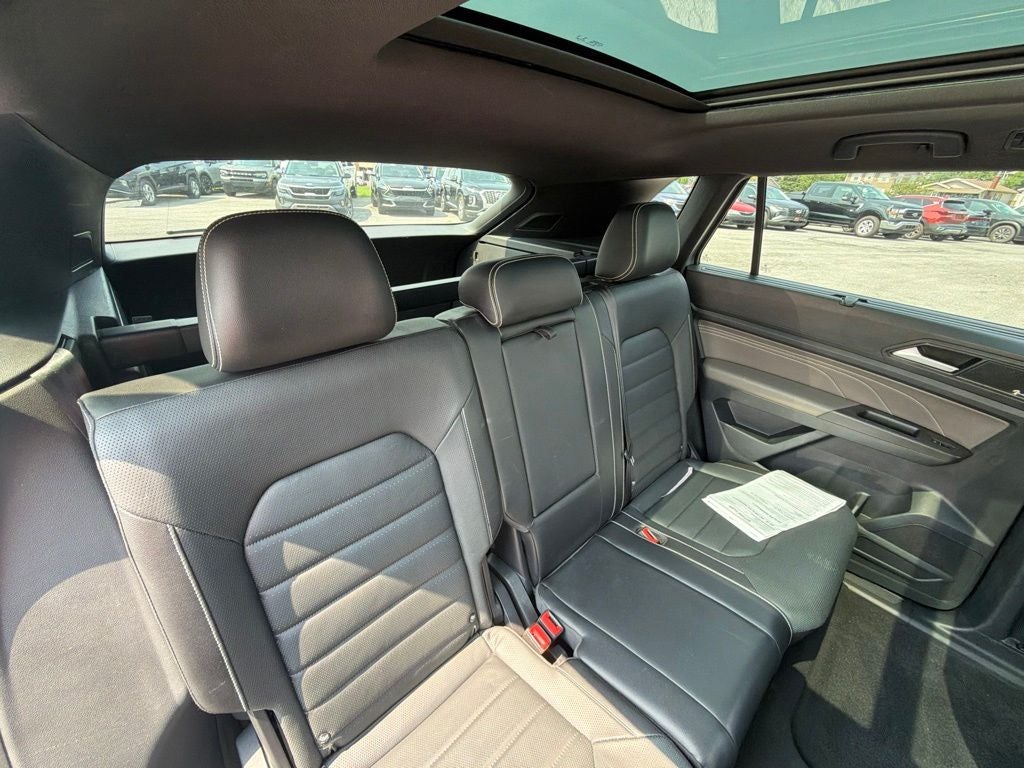 2022 Volkswagen Atlas Cross Sport 3.6L V6 SEL Premium R-Line