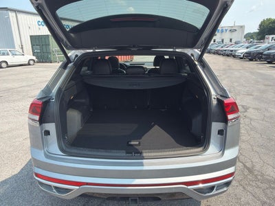2022 Volkswagen Atlas Cross Sport 3.6L V6 SEL Premium R-Line