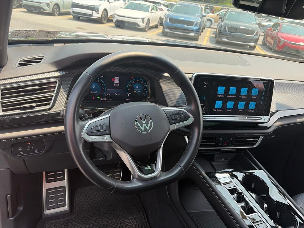 2024 Volkswagen Atlas Cross Sport 2.0T SEL Premium R-Line