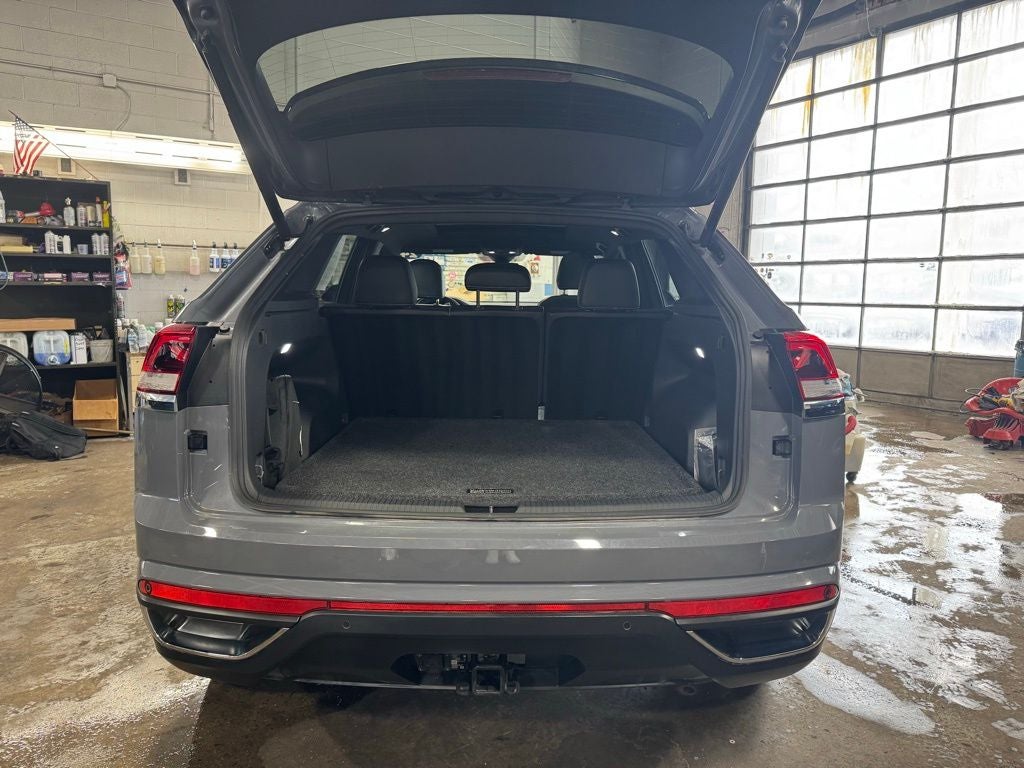 2024 Volkswagen Atlas Cross Sport 2.0T SE w/Technology