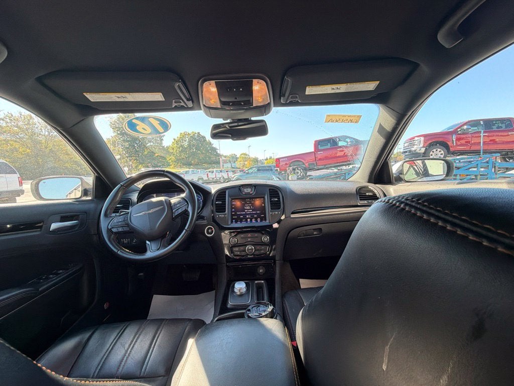 2016 Chrysler 300 S
