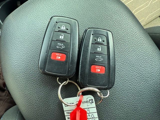 2024 Toyota RAV4 Hybrid SE