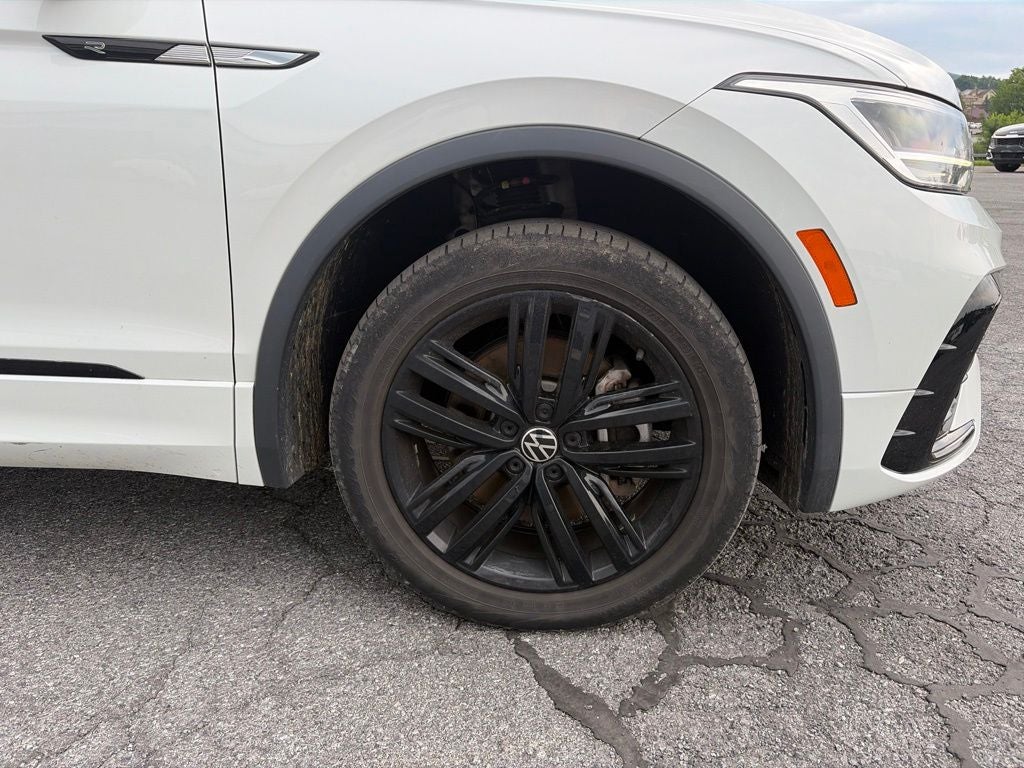 2022 Volkswagen Tiguan 2.0T SE R-Line Black