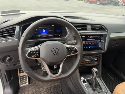 2022 Volkswagen Tiguan 2.0T SE R-Line Black