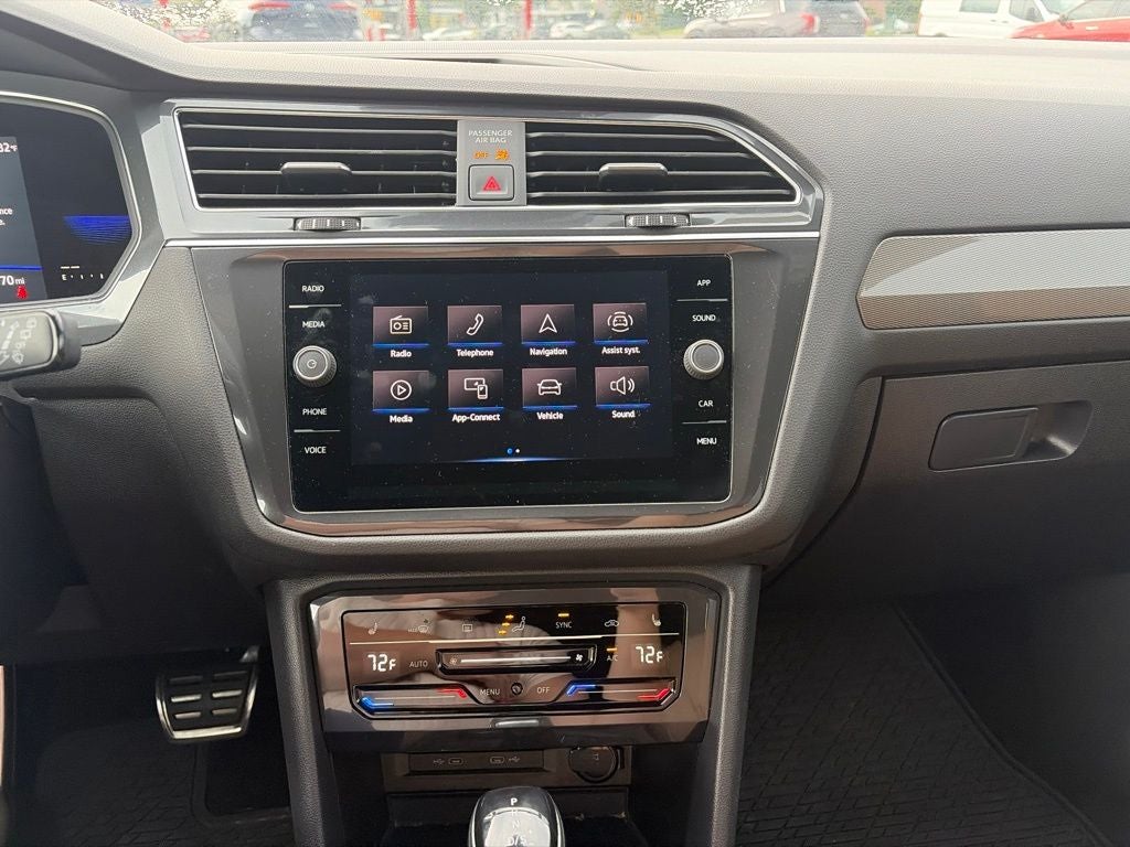 2022 Volkswagen Tiguan 2.0T SE R-Line Black