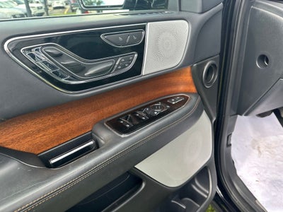 2023 Lincoln Navigator Black Label