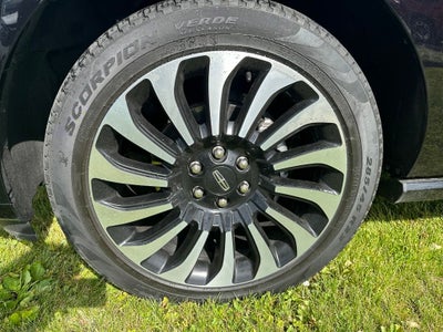 2023 Lincoln Navigator Black Label