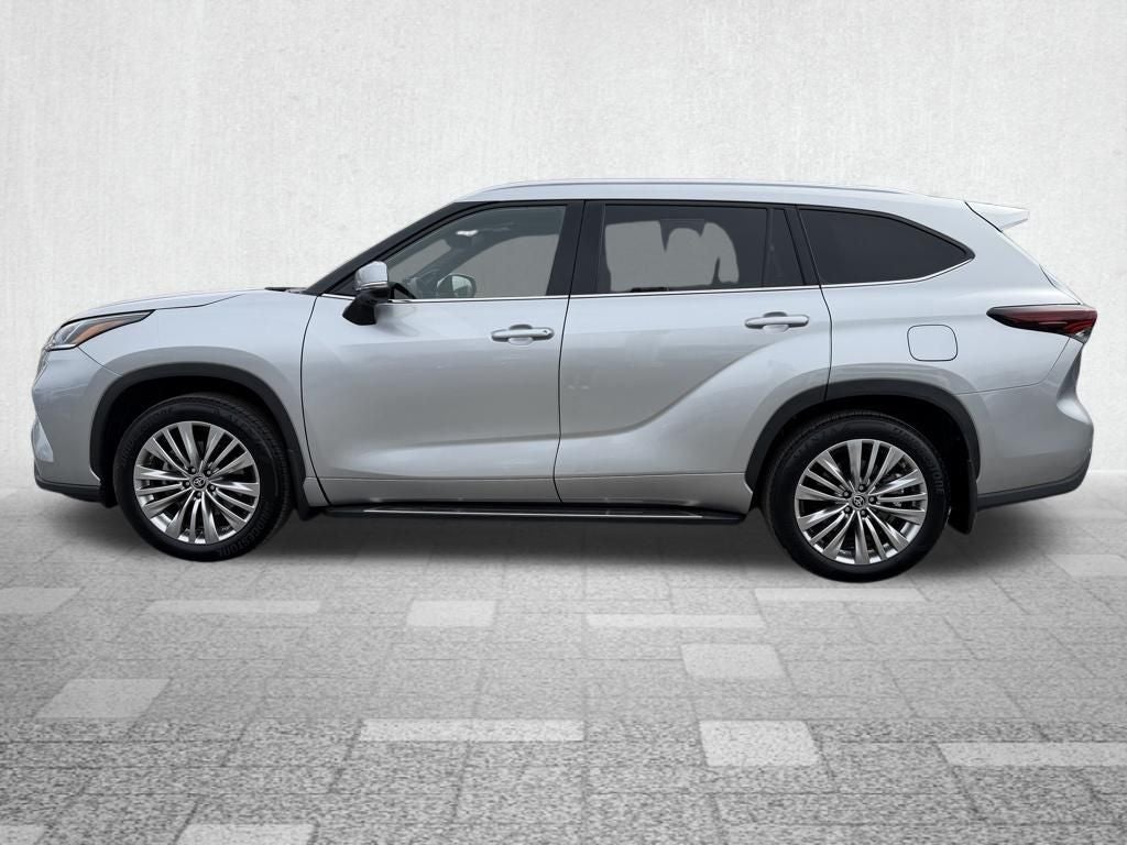 2024 Toyota Highlander Platinum