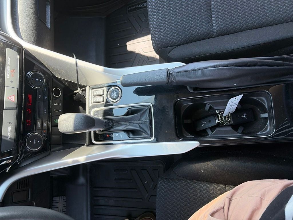 2024 Mitsubishi Eclipse Cross Base
