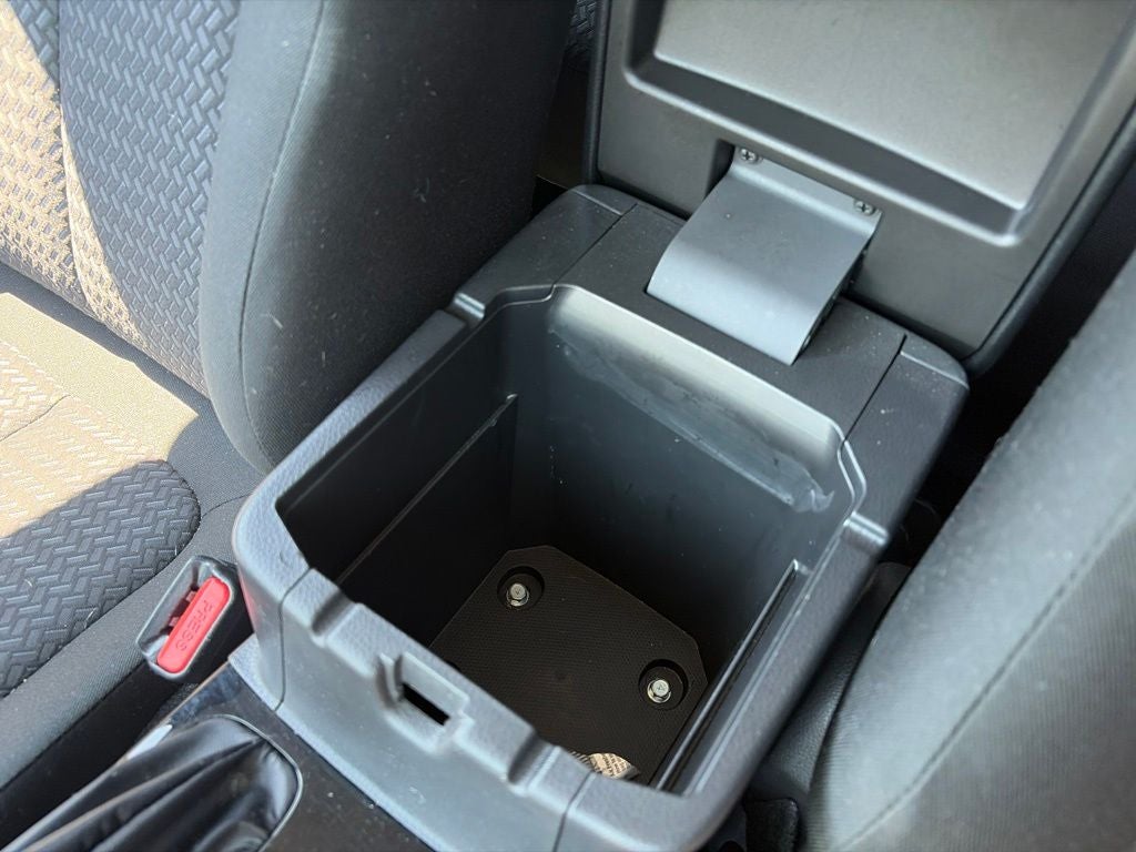 2024 Mitsubishi Eclipse Cross Base