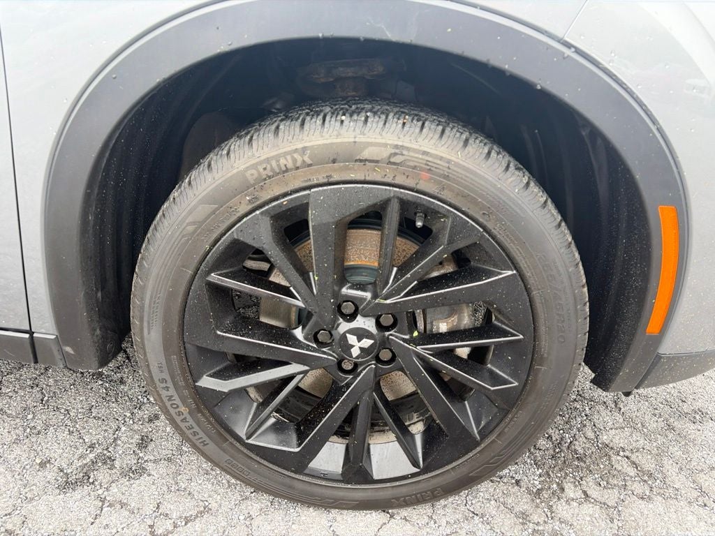 2023 Mitsubishi Outlander SEL